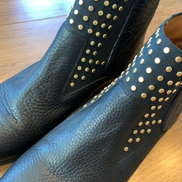 💕x2HP💕Chloe Studded Leather Chelsea black Boots - Picture 11 of 16